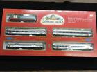 051108003172 Jamesstrates Shows Strates Train Set James