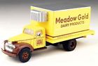 221-30297 1941-1946 Ho-scale Gold Metals Truck Chevrolet Meadow Reefer 30297 Mini