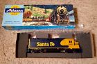 Gp38-2 4608 Athearn Ho Scale Santa Fe Locomotive