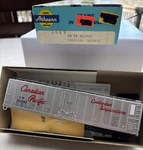 Athearn 1619 Ho Cp Canadian Pacific # 286048 50 Reefer Box Car Nib. Fixed Price $21.00.