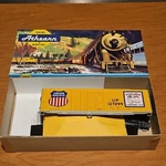 Athearn Ho Blue Box Kit Union Pacific 40' Grain Loading Car Rd# Up 127099. Fixed Price $13.99.