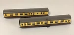 Ho Tri-ang Passenger Train Cars W21134 & W15773 No Wheels. Fixed Price $29.00.