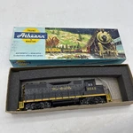 Athearn Ho Scale Rio Grande Diesel GP-35 Locomotive #3045 Powered Engine Train. Fixed Price $49.90.