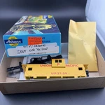 Athearn 5368 Ho Up Union Pacific Wide Vision Caboose Kit #29505. Fixed Price $13.85.