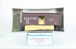 Ho Scale Athearn / English #3-1011 Reading 40 Box Car Kit Rdg 109302. Fixed Price $14.99.