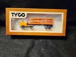 Nos Tyco Trailer And Cab H 935-3. Fixed Price $18.00.