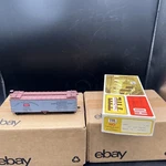 Train Miniatures Ho Green Bay & Western 40' Wood Reefer #2405. Fixed Price $17.50.