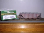 Bowser #40972 Prr "keystone" "oxide" H-30 3-BAY Cov.hopper #498062 WEATH.1/87. Fixed Price $36.99.