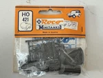 Ho 421 Roco Minitanks Kit. Fixed Price $10.99.