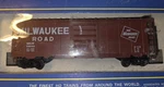 Nib Ahm Roco Ho Milwaukee Road 40' Box Car #5486E - New In. Fixed Price $10.50.
