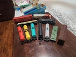 H/o Scale Model Train Mixed Lot Of 13 Cars, Athearn Kits Tanker/cars. Fixed Price $99.00.