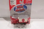 Ho SCALE/1:87 Classic Metal Work 30156 International R-190 Refrigerator. Fixed Price $15.89.