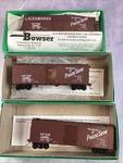 Lot Of Bowser Ho Scale Kit #3-1043 (2) 40 Sgl Door Box & #3-1042 Same. Fixed Price $34.99.