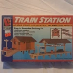 Life-like Ho Scale Station Unassembled Building Kit Easy. Fixed Price $10.00.