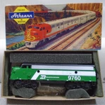 Ho Athearn 3211 Burlington & Northern F7A Super Power Diesel Loco #9760 Nib. Fixed Price $75.00.