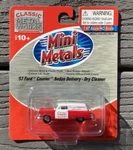 Classic Metal Works 1/87 Ho 1953 Courier Sedan Delivery Dry Cleaners # 30326 F/s. Fixed Price $7.25.