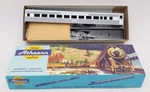 Athearn 1817 Nyc Streamliner Coach Passenger Kit #2912. Fixed Price $19.54.