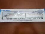 Bachmann Ho Scale 42231 Southern Pacific Truck Cab & Piggy Back Trailers Nib. Fixed Price $34.99.