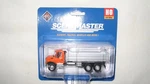 Walthers Ho International 7600 3-AXLE Heavy Duty Dump Truck #949-11661. Fixed Price $13.99.