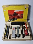 Tyco Ho Scale Set /no T6103 Shippers Express" Santa Fe Engine 1961. Fixed Price $109.00.
