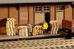 Faller 180612 - 60 Pallet Mounting Kit, H0 Scale 1:87. Fixed Price $20.76.