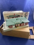 Bachmann Ho Scale #46-1217 Lighted Passenger Station. Fixed Price $9.99.