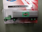 Classic Metal Works 31178 Ho 1/87 1941-46 Chevy Tractor Trailer So Cal Freight. Fixed Price $32.99.