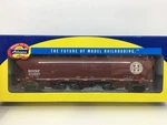 Athearn Rtr Bnsf Trinity 5161 Cu 3-BAY Covered Hopper #472207 Metal Wheels. Fixed Price $50.00.