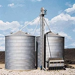 Walthers Cornerstone 933-3124 Ho Grain Conveyor Kit. Fixed Price $19.99.