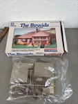 Patal The Bayside Scale Model Home 3050 Open Box B016. Fixed Price $16.49.