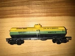 Model Power Dupont Ho Scale Tank Car Dupx 2675 Yellow Green Black. Fixed Price $10.00.