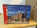 Walthers 933-3078 Ho Scale Tire Plant With Instructions New 1999 Vintage Stock. Fixed Price $59.99.
