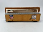 Tyco #300631 Ho Scale Union Pacific 50' Box Car Yellow W/ Good. Fixed Price $8.29.