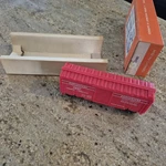 Lionel Ho Explosives Box Car Red 0847, Painted Plastic, Model Railroad. Fixed Price $12.00.