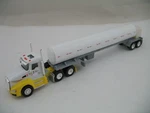 Trucks Stuff Ho Model 60148: Kenworth T660 Dc W/ Cryo Tank, Vernon Transporta. Fixed Price $65.00.