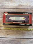 Model Power Ho #97972 Georgia 40' Box Car W/knuckle Couplers New. Fixed Price $9.75.