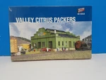 Valley Citrus Packers Fruit & Vegetables Ho Scale Kit Walthers 933-2926 New Oop. Fixed Price $69.99.