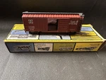 Ho Scale Ahm Box Car 5486 Santa Fe In. Fixed Price $6.82.