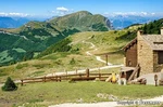Alpine Country Accessories Ho/oo Gauge Kibri 38111. Fixed Price $51.29.