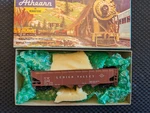Athearn 40' Hopper, Lv #4127, Nos. Fixed Price $16.99.