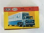 Con-cor 6018 HO/1:87 Scale Heljan Global Van Lines Tractor And Trailer Kit Nos. Fixed Price $22.99.