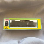 Atlas 40005602 Chicago & North Western Cnw GP-38 Diesel Locomotive. Fixed Price $59.99.