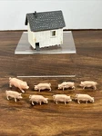 Revell Scale Chicken Coop And 8 Pigs Train Accessories Animals Farmhouse. Fixed Price $21.24.