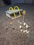 Vollmer 3634 Ho Scale Mcdonald's Restaurant W/mcdrive Signs Chairs Fully Built. Fixed Price $119.99.