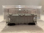 Kadee #8319 Scale Minneapolis & St.louis PS-2 Covered Hopper #70377. Fixed Price $36.99.