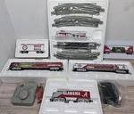 Hawthorn Village Alabama Football Train Set Bachmann Bradford Exchange. Fixed Price $198.87.