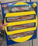 Athearn Ho Scale Model Train Set 25994 New Mexico Rail Runner F59PHI Loco 3 Cars. Fixed Price $400.00.