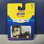 Athearn Ho Scale Yard Tractor White 1:87 29102. Fixed Price $49.95.