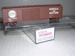 Atlas #36434A N.& W. 50' Steel Double Door Box Car #318680 "n" Gauge. Fixed Price $15.99.
