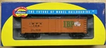 Athearn Rtr Ho 7122 Iowa Beef Packers INC.40' Steel Reefer Ibpx 700. Fixed Price $29.99.
